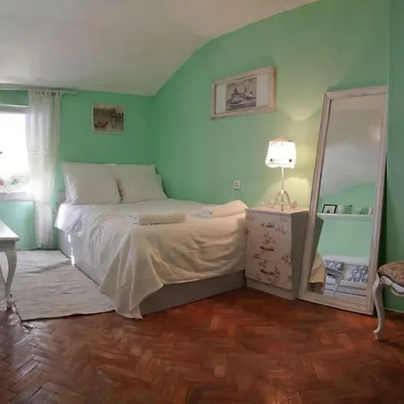 아파트 Belle House